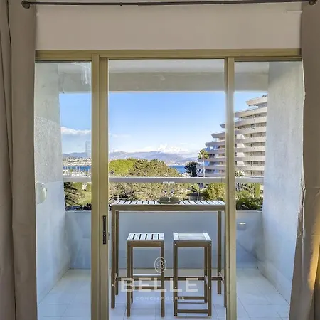 Baie Des Anges Apartamento